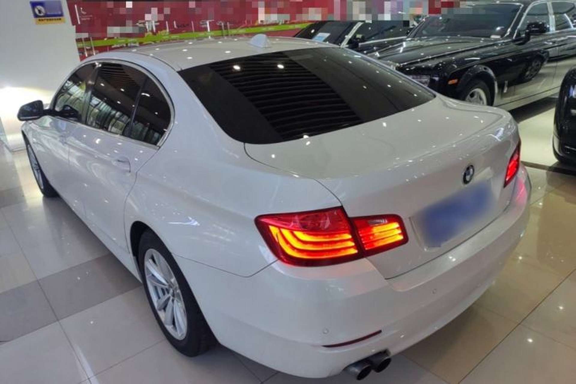 Used BMW 5 Series 2017 520Li Elegant Edition Rear Left 45 Deg