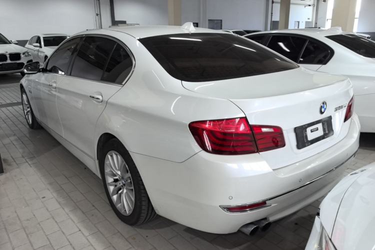 Used BMW 5 Series 2017 525Li Luxury Design Package Rear Left 45 Deg