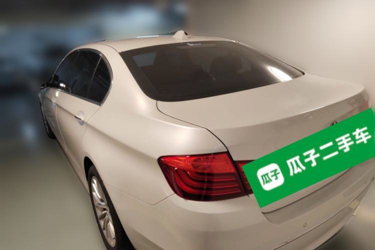 Used BMW 5 Series 2017 525Li Luxury Design Package Rear Left 45 Deg
