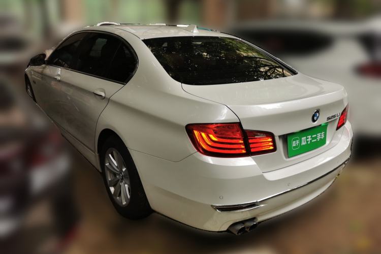 Used BMW 5 Series 2017 520Li Elegant Edition Rear Left 45 Deg