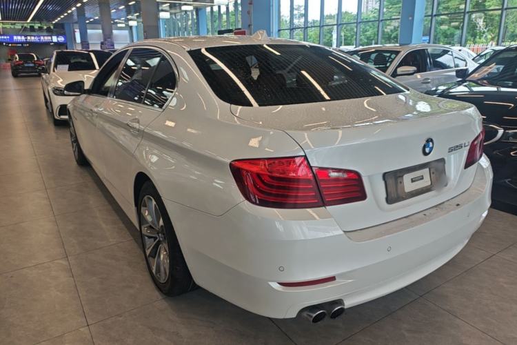 Used BMW 5 Series 2017 525Li Leading Model Rear Left 45 Deg