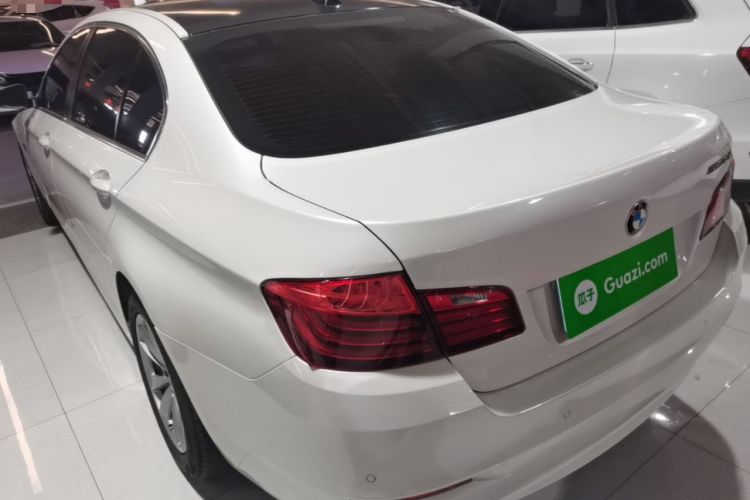Used BMW 5 Series 2017 520Li Elegant Edition Rear Left 45 Deg