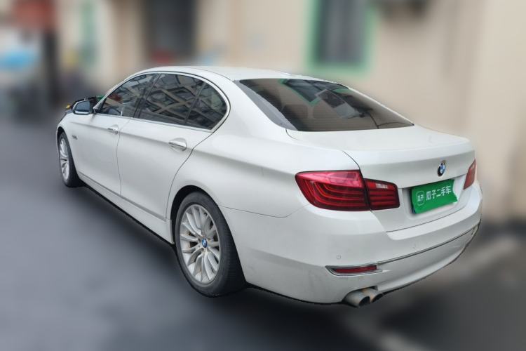 Used BMW 5 Series 2017 525Li Luxury Design Package Rear Left 45 Deg