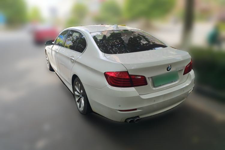 Used BMW 5 Series 2017 528Li Leading Model Rear Left 45 Deg