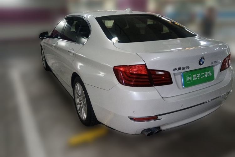 Used BMW 5 Series 2017 525Li Luxury Design Package Rear Left 45 Deg