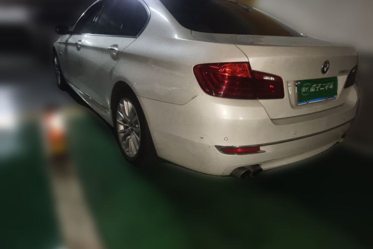 Used BMW 5 Series 2017 525Li Luxury Design Package Rear Left 45 Deg