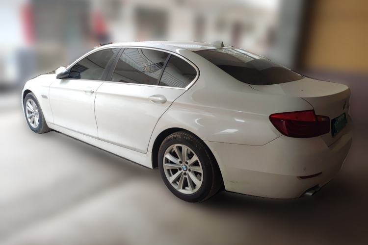 Used BMW 5 Series 2017 520Li Elegant Edition Rear Left 45 Deg