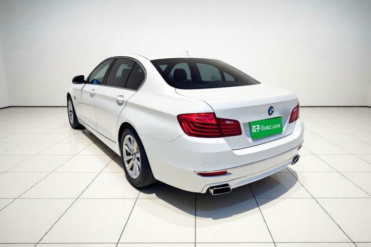 Used BMW 5 Series 2017 520Li Elegant Edition Rear Left 45 Deg