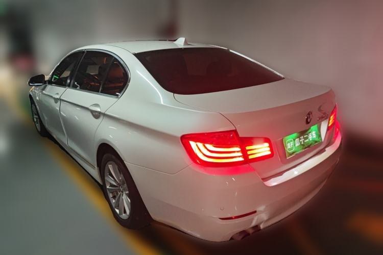 Used BMW 5 Series 2017 520Li Elegant Edition Rear Left 45 Deg
