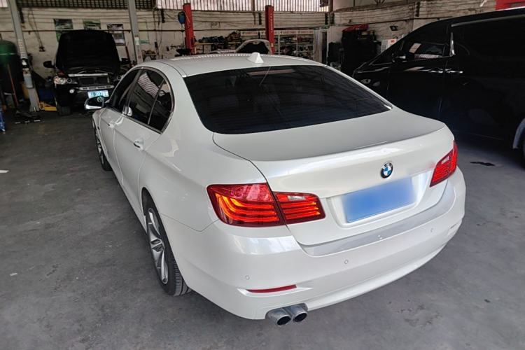 Used BMW 5 Series 2017 525Li Leading Model Rear Left 45 Deg
