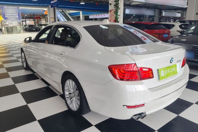 Used BMW 5 Series 2017 525Li Luxury Design Package Rear Left 45 Deg