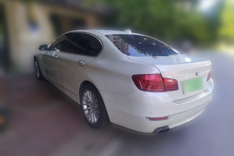 Used BMW 5 Series 2017 525Li Luxury Design Package Rear Left 45 Deg