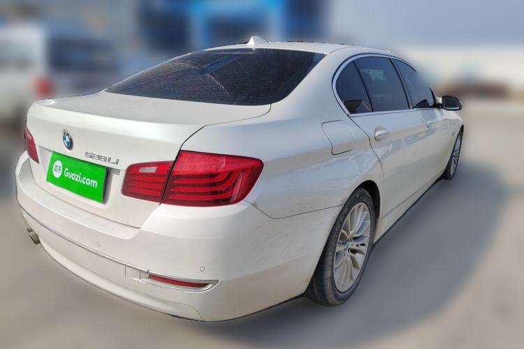 Used BMW 5 Series 2017 525Li Luxury Design Package Rear Right 45 Deg