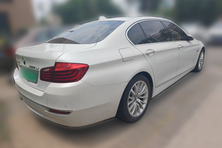 Used BMW 5 Series 2017 525Li Leading Model Rear Right 45 Deg