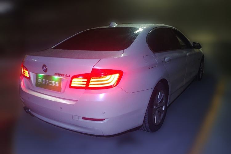 Used BMW 5 Series 2017 520Li Elegant Edition Rear Right 45 Deg