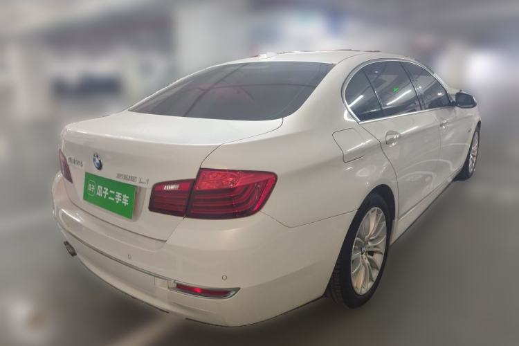Used BMW 5 Series 2017 525Li Luxury Design Package Rear Right 45 Deg