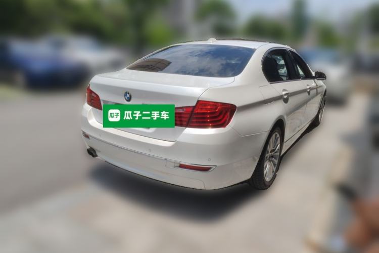 Used BMW 5 Series 2017 525Li Luxury Design Package Rear Right 45 Deg
