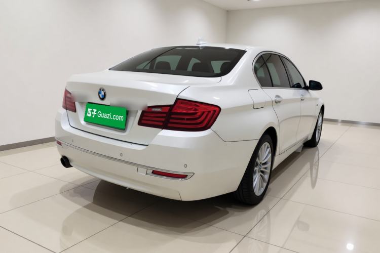Used BMW 5 Series 2017 525Li Luxury Design Package Rear Right 45 Deg