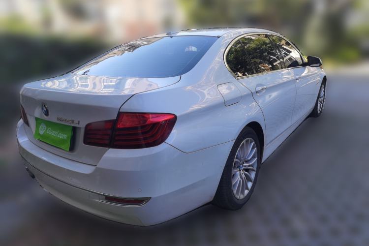 Used BMW 5 Series 2017 525Li Luxury Design Package Rear Right 45 Deg