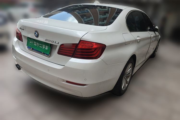 Used BMW 5 Series 2017 520Li Elegant Edition Rear Right 45 Deg