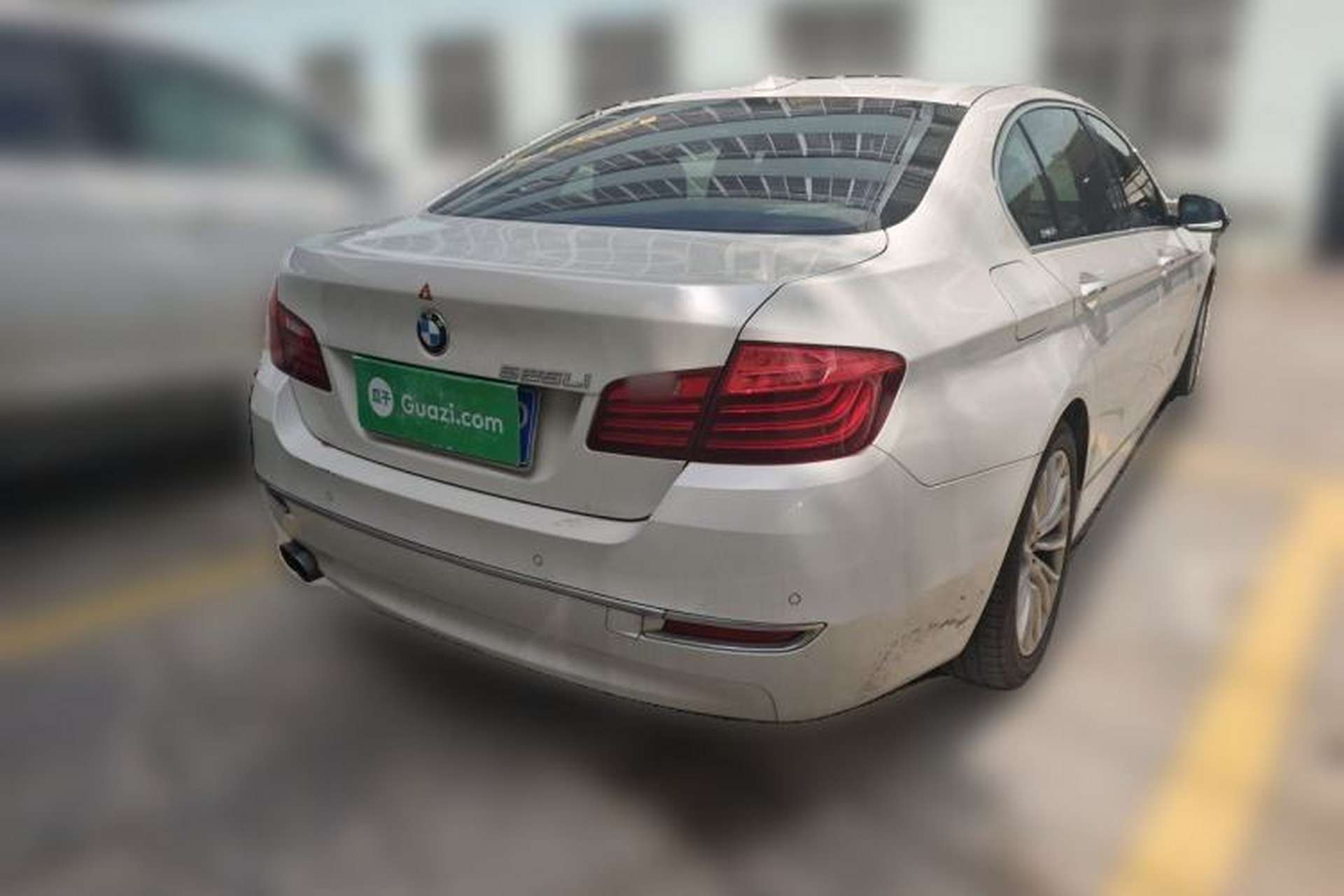 Used BMW 5 Series 2017 525Li Luxury Design Package Rear Right 45 Deg