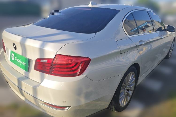 Used BMW 5 Series 2017 525Li Luxury Design Package Rear Right 45 Deg