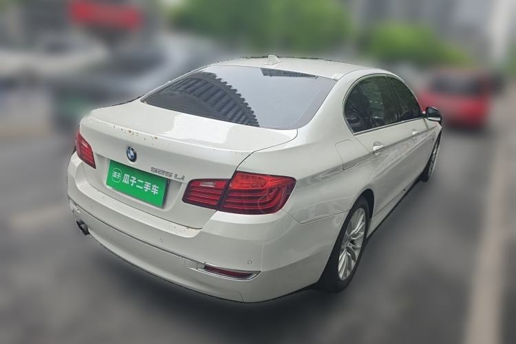 Used BMW 5 Series 2017 525Li Luxury Design Package Rear Right 45 Deg