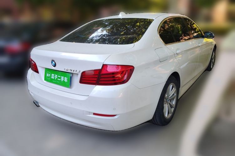 Used BMW 5 Series 2017 520Li Elegant Edition Rear Right 45 Deg