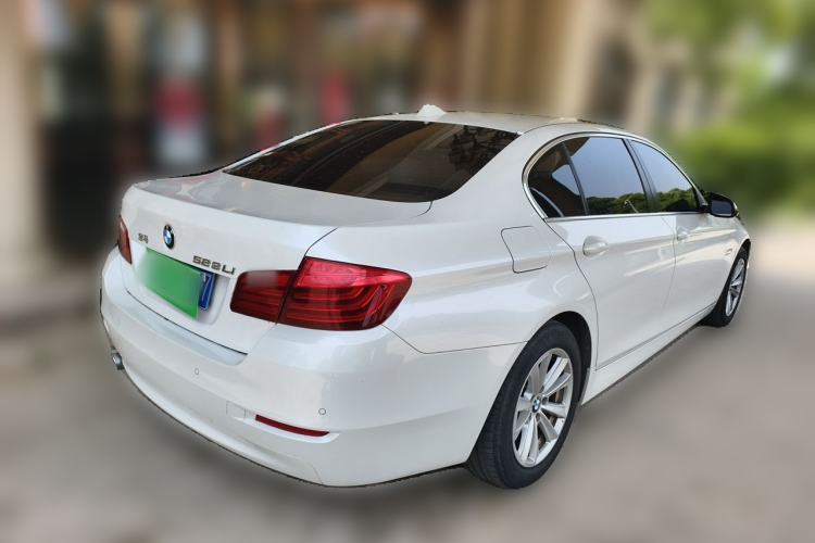 Used BMW 5 Series 2017 520Li Elegant Edition Rear Right 45 Deg