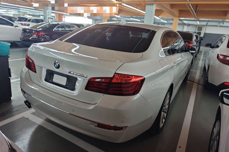 Used BMW 5 Series 2017 525Li Luxury Design Package Rear Right 45 Deg