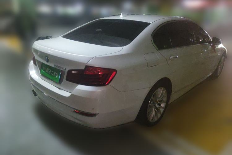 Used BMW 5 Series 2017 525Li Luxury Design Package Rear Right 45 Deg