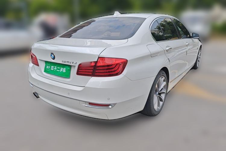 Used BMW 5 Series 2017 525Li Leading Model Rear Right 45 Deg
