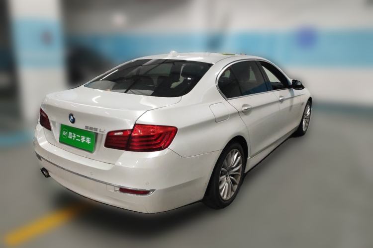 Used BMW 5 Series 2017 525Li Luxury Design Package Rear Right 45 Deg
