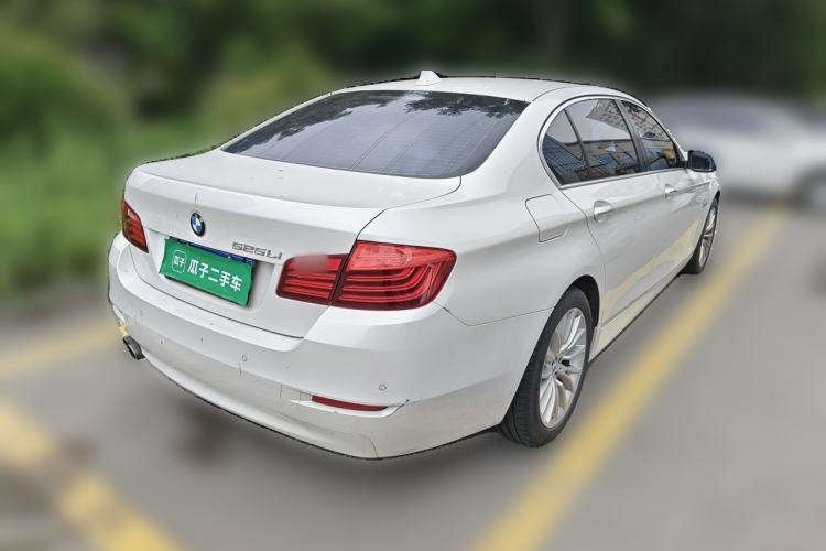Used BMW 5 Series 2017 520Li Elegant Edition Rear Right 45 Deg