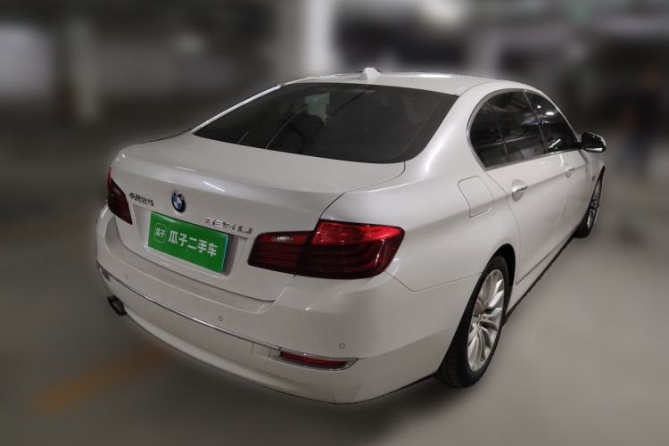 Used BMW 5 Series 2017 525Li Luxury Design Package Rear Right 45 Deg