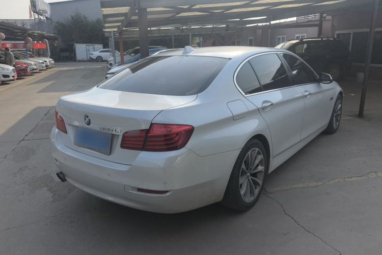 Used BMW 5 Series 2017 525Li Leading Model Rear Right 45 Deg