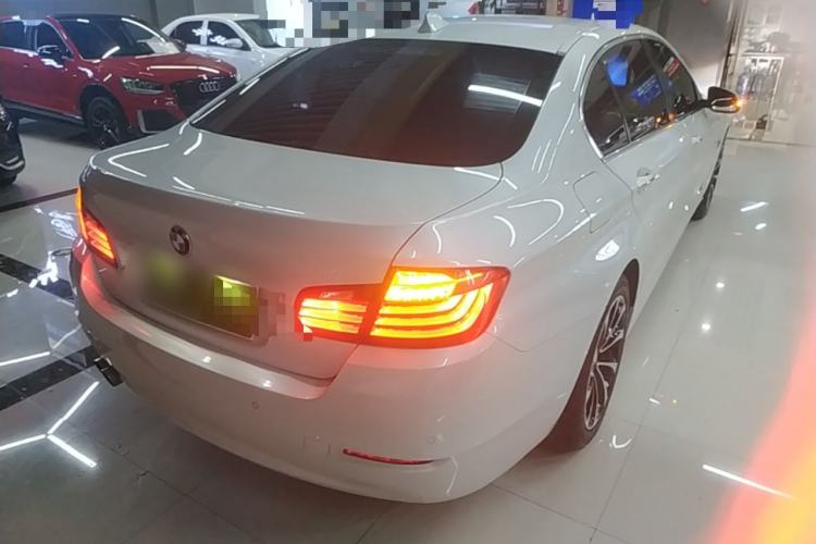Used BMW 5 Series 2017 525Li Leading Model Rear Right 45 Deg