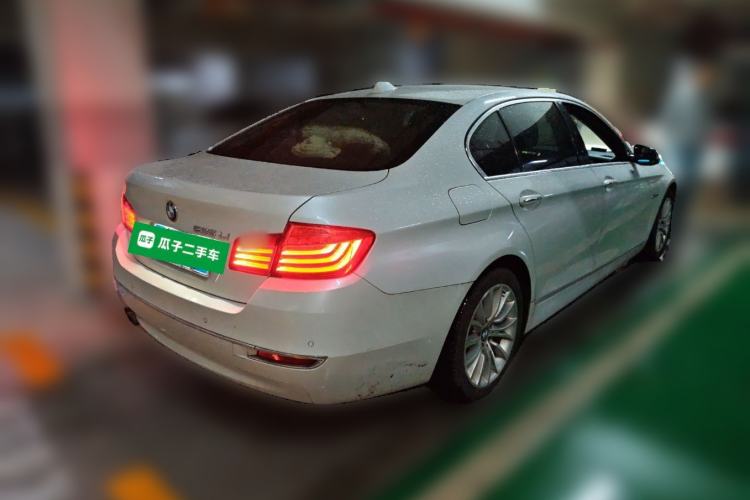 Used BMW 5 Series 2017 525Li Luxury Design Package Rear Right 45 Deg