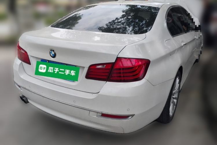 Used BMW 5 Series 2017 525Li Luxury Design Package Rear Right 45 Deg