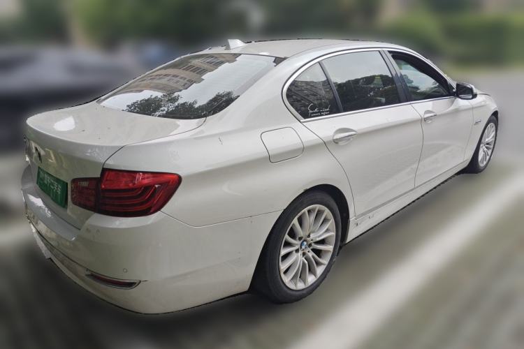 Used BMW 5 Series 2017 525Li Luxury Design Package Rear Right 45 Deg
