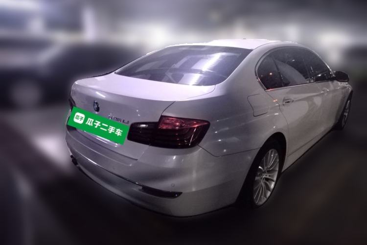 Used BMW 5 Series 2017 525Li Luxury Design Package Rear Right 45 Deg
