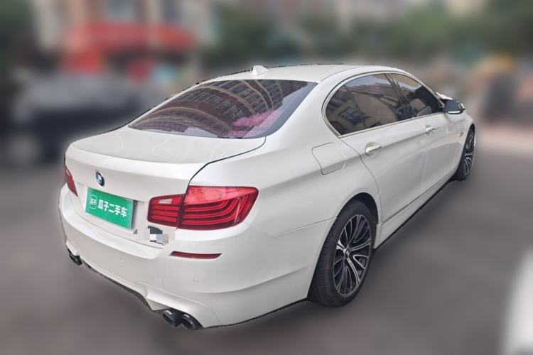 Used BMW 5 Series 2017 525Li Luxury Design Package Rear Right 45 Deg
