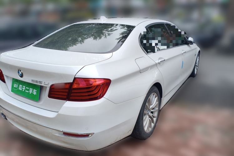 Used BMW 5 Series 2017 525Li Luxury Design Package Rear Right 45 Deg