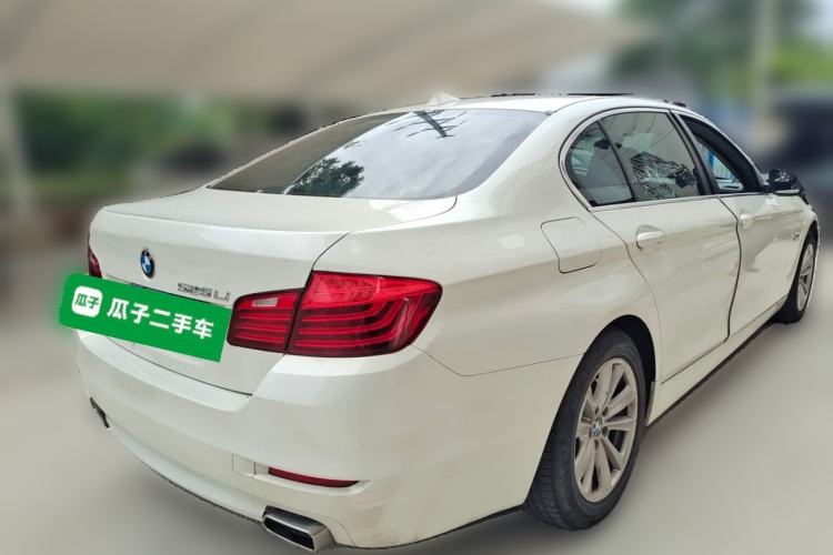 Used BMW 5 Series 2017 520Li Elegant Edition Rear Right 45 Deg