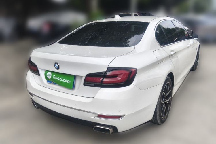 Used BMW 5 Series 2017 525Li Luxury Design Package Rear Right 45 Deg