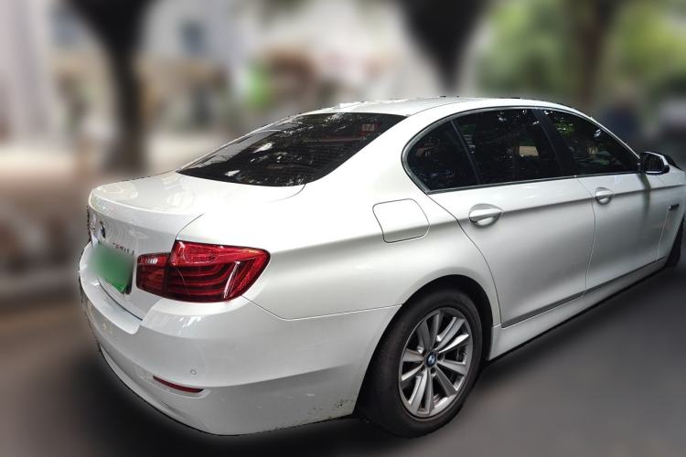 Used BMW 5 Series 2017 520Li Elegant Edition Rear Right 45 Deg