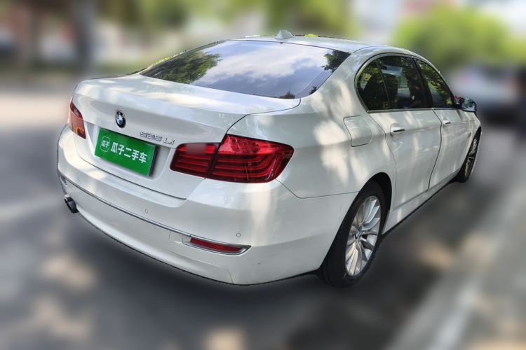 Used BMW 5 Series 2017 525Li Luxury Design Package Rear Right 45 Deg