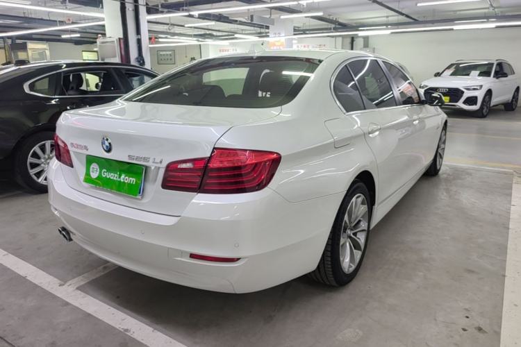 Used BMW 5 Series 2017 525Li Leading Model Rear Right 45 Deg