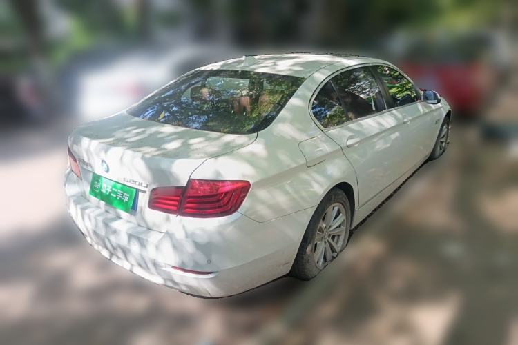 Used BMW 5 Series 2017 520Li Elegant Edition Rear Right 45 Deg
