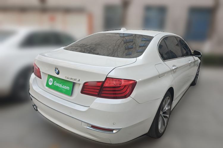 Used BMW 5 Series 2017 528Li Leading Model Rear Right 45 Deg